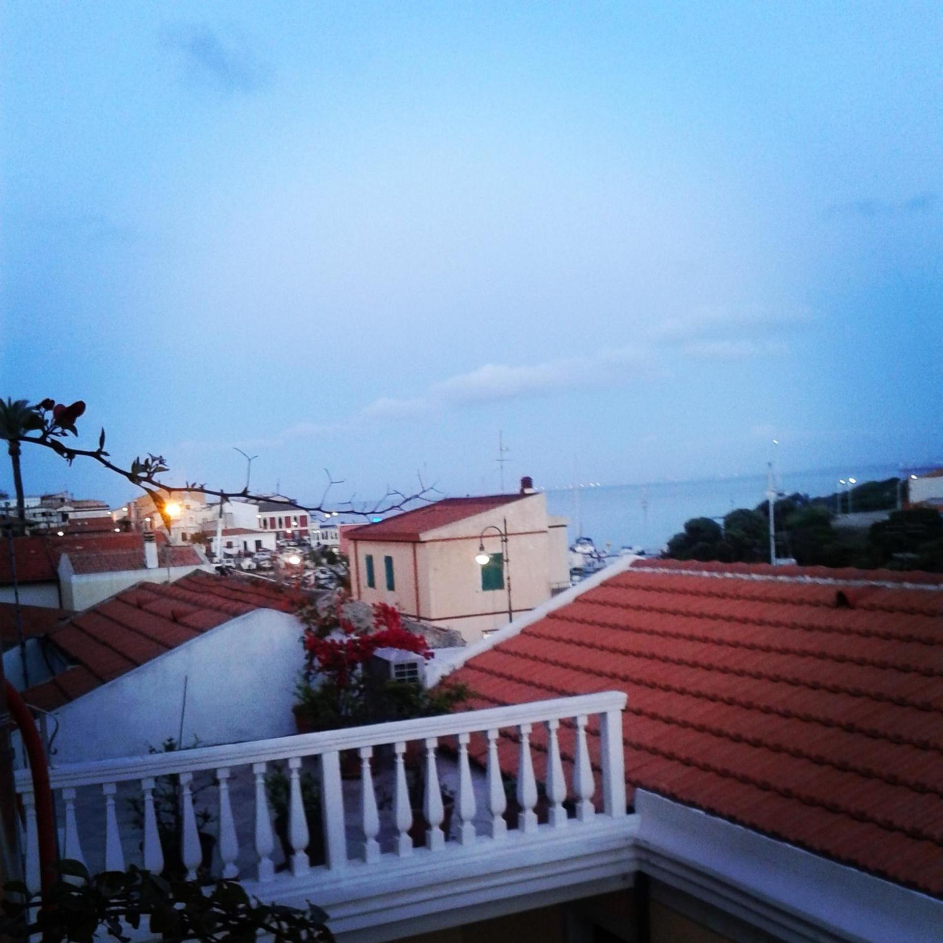 B&B Guest House Il Porto Vecchio Стінтіно Екстер'єр фото